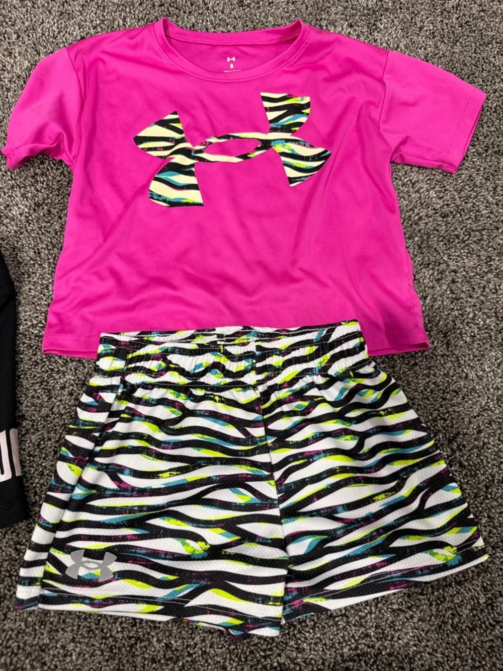 Set of Puma / under armour Girls size 6 outfit sets. - Picture 4 of 4